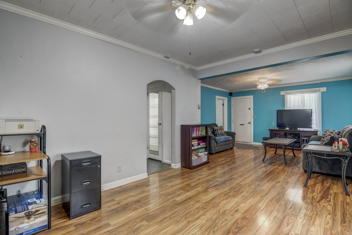 2610 South College Street Springfield, IL 62704 - Photo 8 of 31 Gallery Image 8