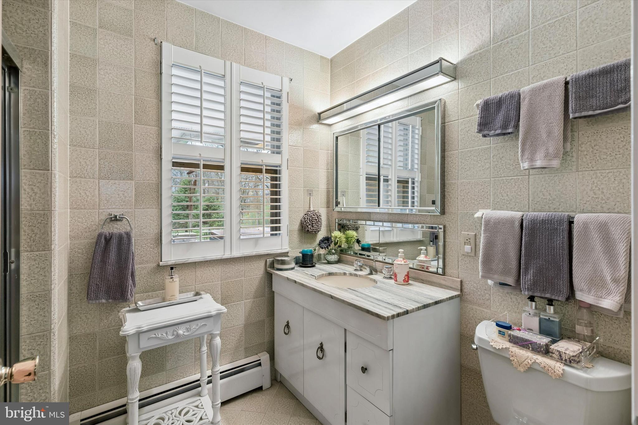 1240 Stump Road North Wales, PA 19454 - Photo 27 of 57 Full Hall Bath