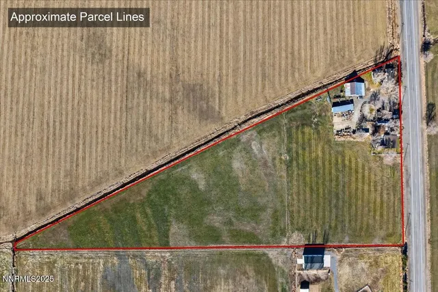 a view of an ocean and city view