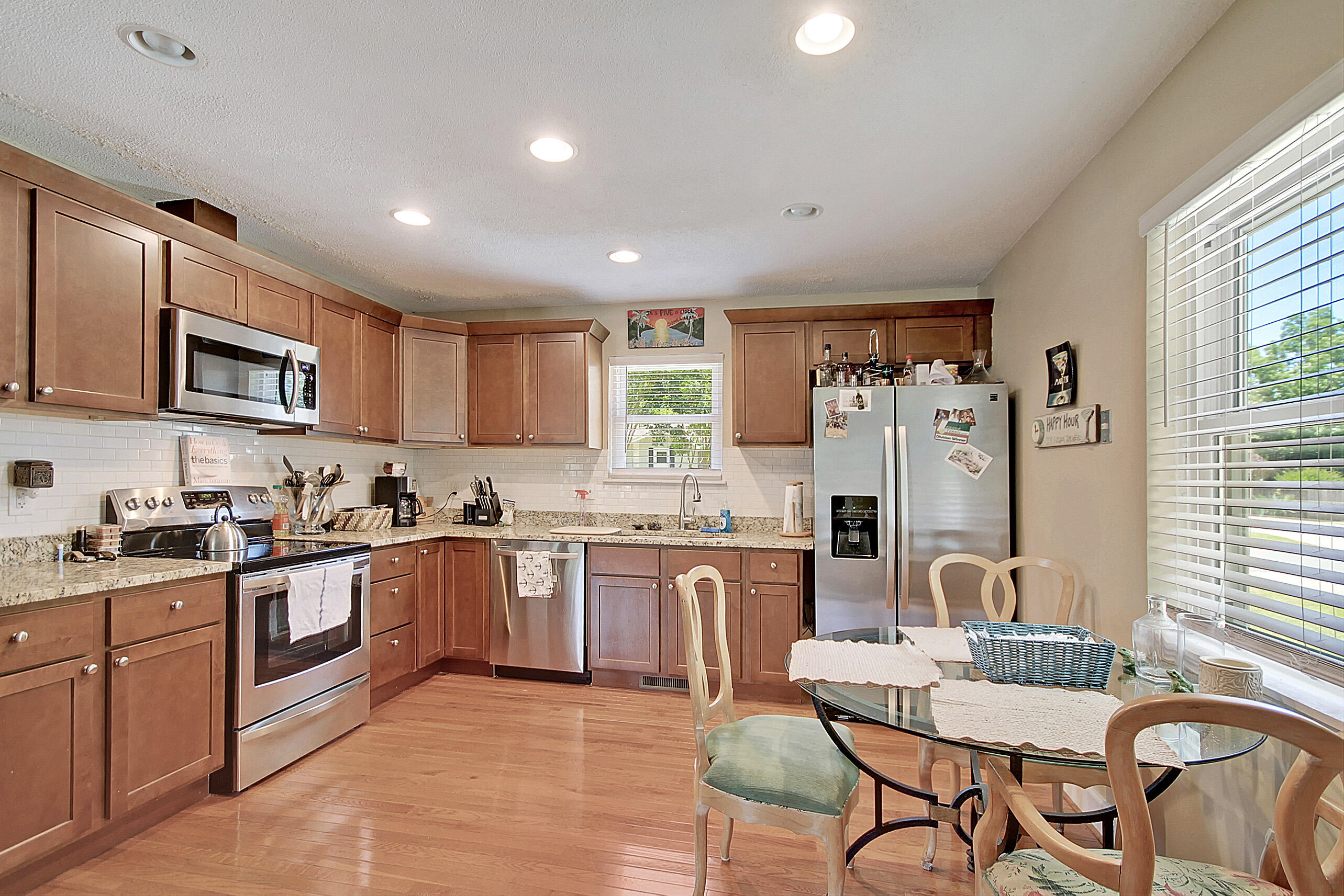 1508 Wakendaw Road Mount Pleasant, SC 29464 - Photo 19 of 26 CREM_1508 Wakendaw_018