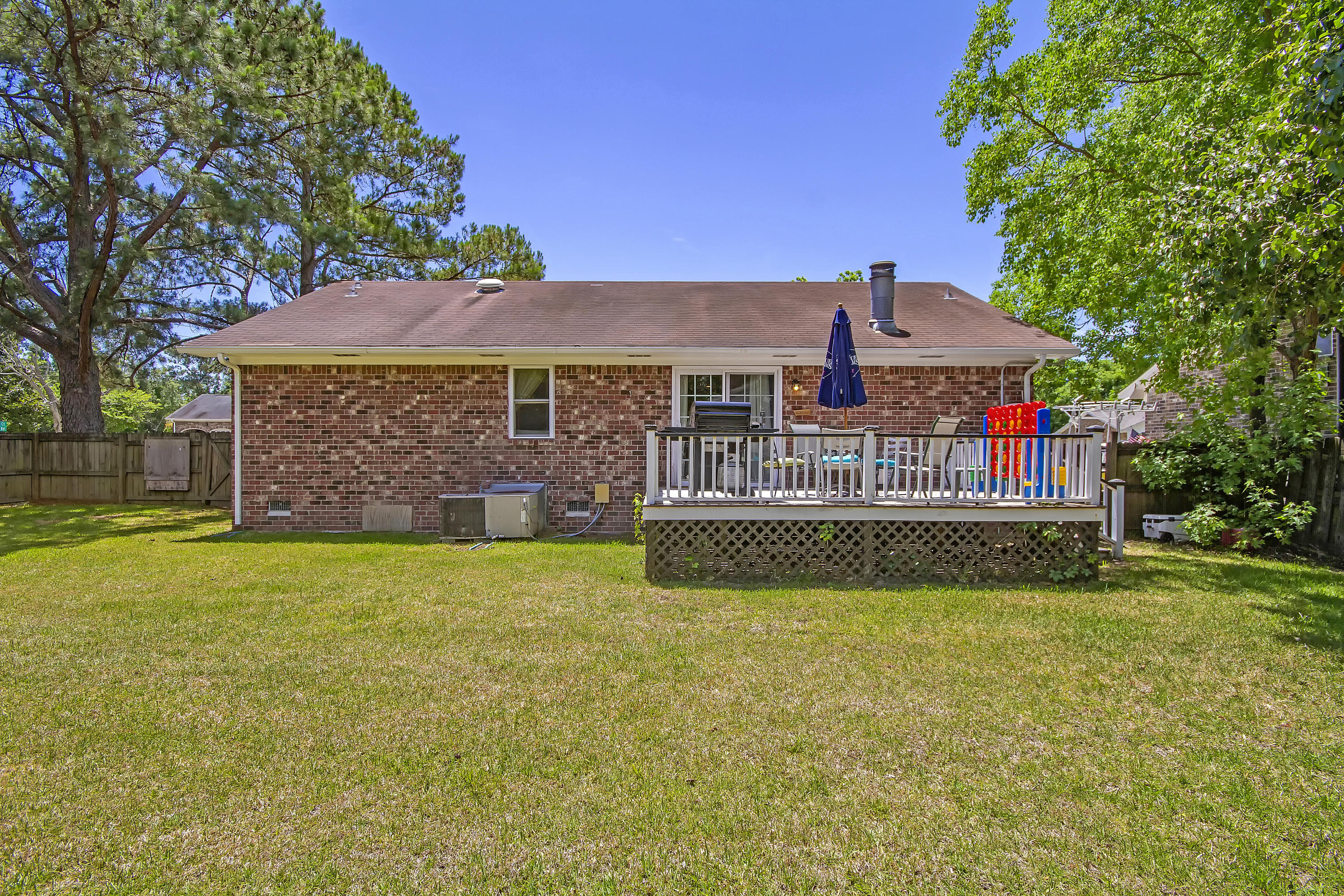 1508 Wakendaw Road Mount Pleasant, SC 29464 - Photo 5 of 26 CREM_1508 Wakendaw_007