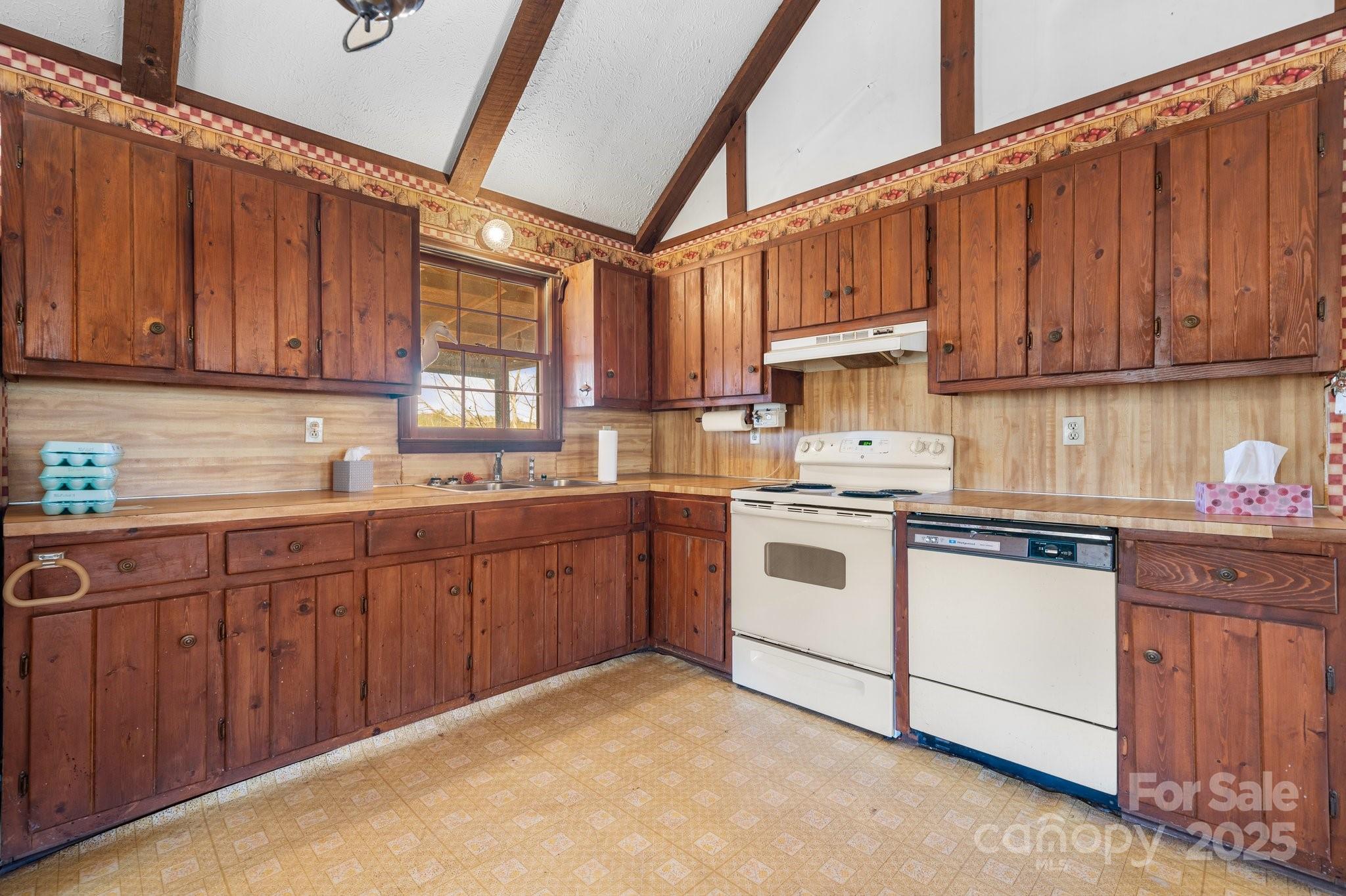 4602 Thad Miller Road Lenoir, NC 28645 - Photo 8 of 25 Gallery Image 8