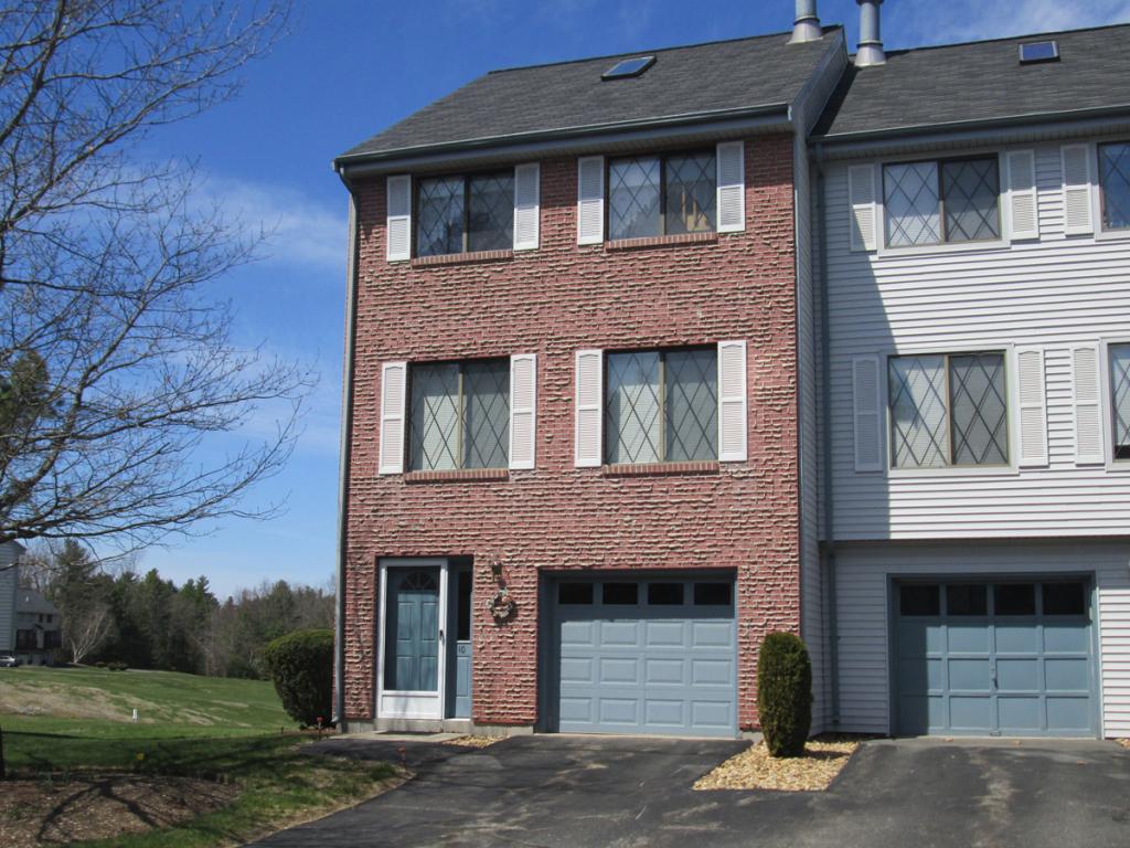 10 Vanden Road, Unit 10 Merrimack, NH 03054 - Photo 1 of 20