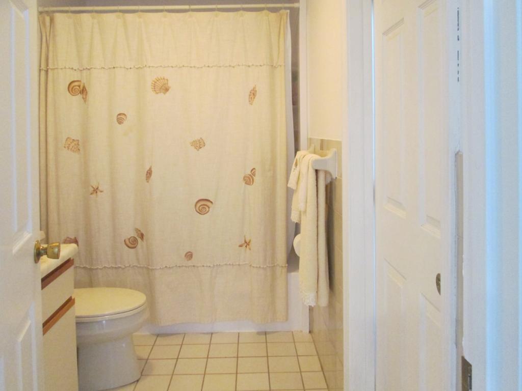 10 Vanden Road, Unit 10 Merrimack, NH 03054 - Photo 13 of 20