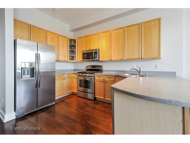 1301 West Washington Boulevard, Unit 604 Chicago, IL 60607 - Photo 4 of 10