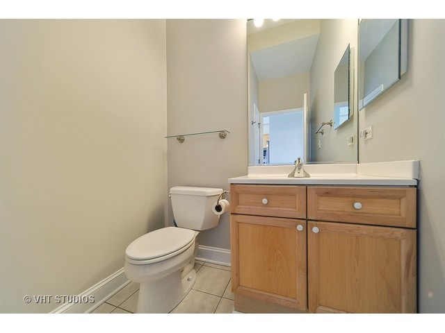 1301 West Washington Boulevard, Unit 604 Chicago, IL 60607 - Photo 8 of 10