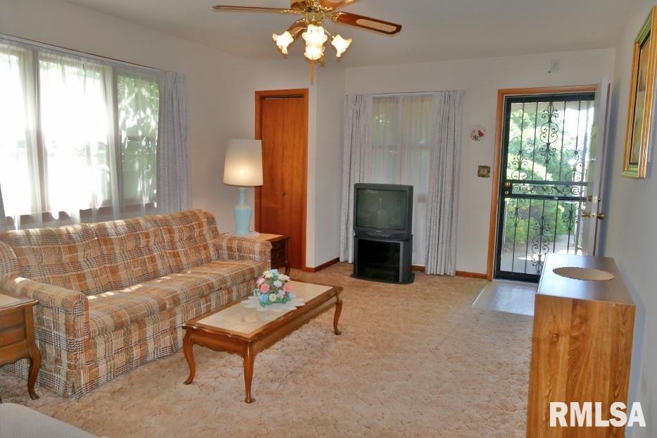 6029 West Pfeiffer Road Bartonville, IL 61607 - Photo 28 of 40