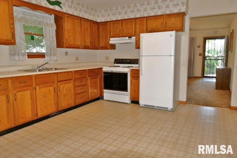 6029 West Pfeiffer Road Bartonville, IL 61607 - Photo 30 of 40