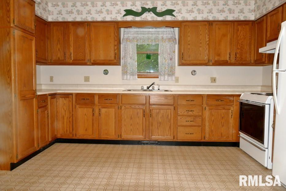 6029 West Pfeiffer Road Bartonville, IL 61607 - Photo 32 of 40