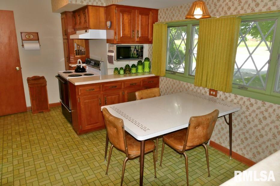 6029 West Pfeiffer Road Bartonville, IL 61607 - Photo 7 of 40