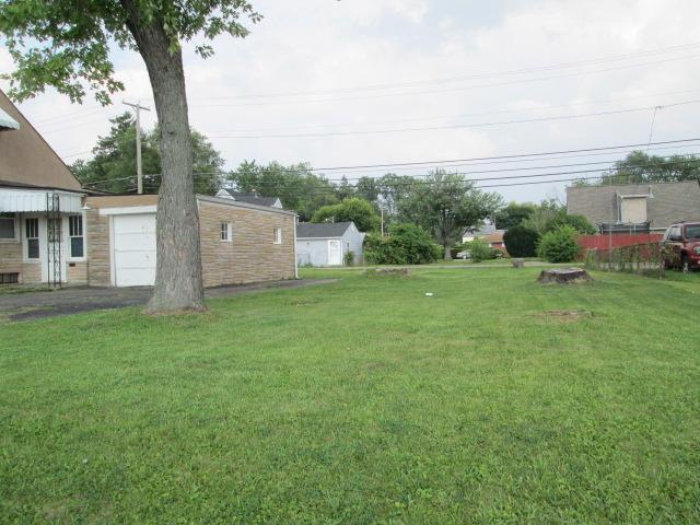 632 South Yearling Road Whitehall, OH 43213 - Photo 7 of 10
