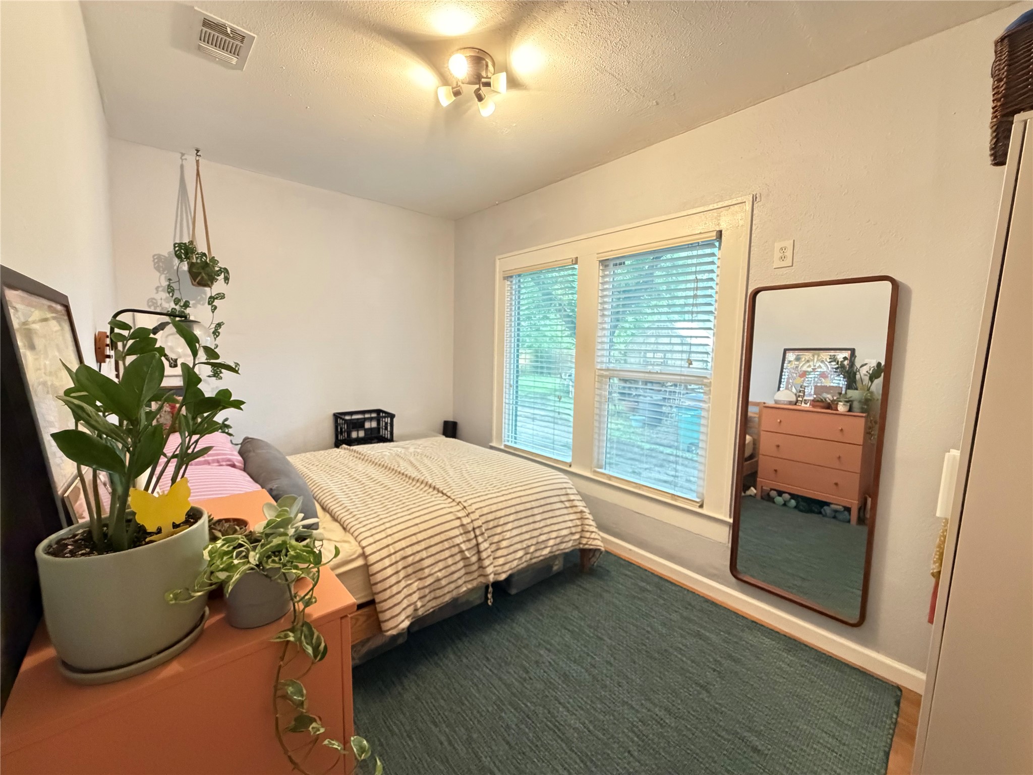 4402 Duval Street, Unit B Austin, TX 78751 - Photo 5 of 24