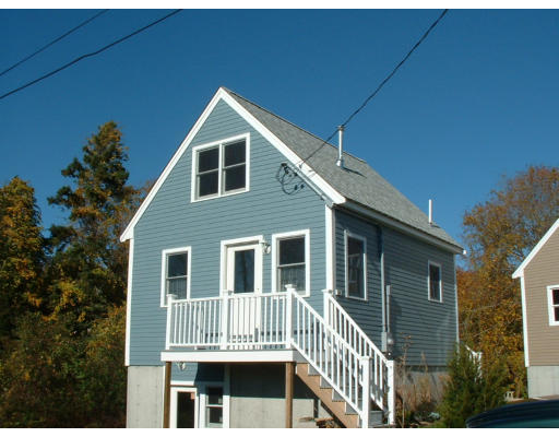 8 A Thompson Road Bourne, MA 02532 - Photo 1 of 7