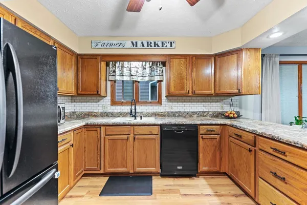 $304,900 | 1397 Pier Drive, Lake Summerset, IL 61019