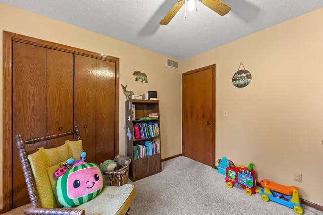 $324,900 | 1397 Pier Drive, Lake Summerset, IL 61019