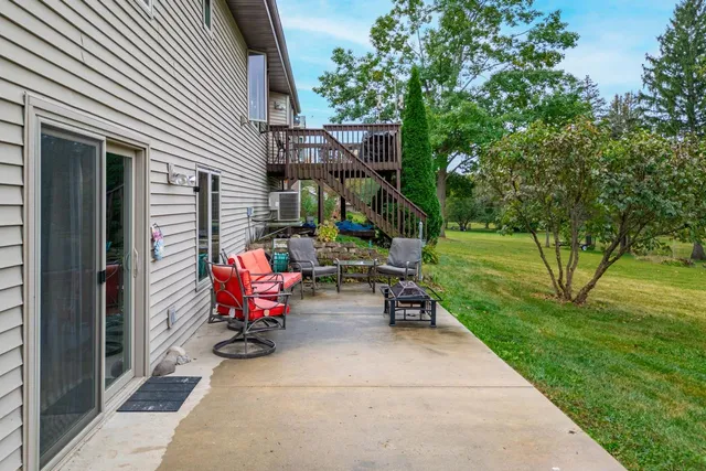 $324,900 | 1397 Pier Drive, Lake Summerset, IL 61019