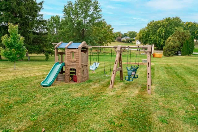 $324,900 | 1397 Pier Drive, Lake Summerset, IL 61019