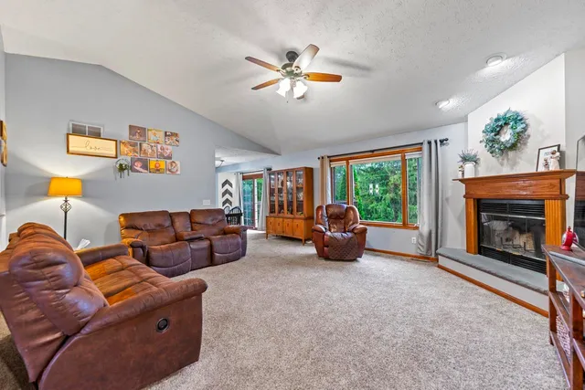 $324,900 | 1397 Pier Drive, Lake Summerset, IL 61019