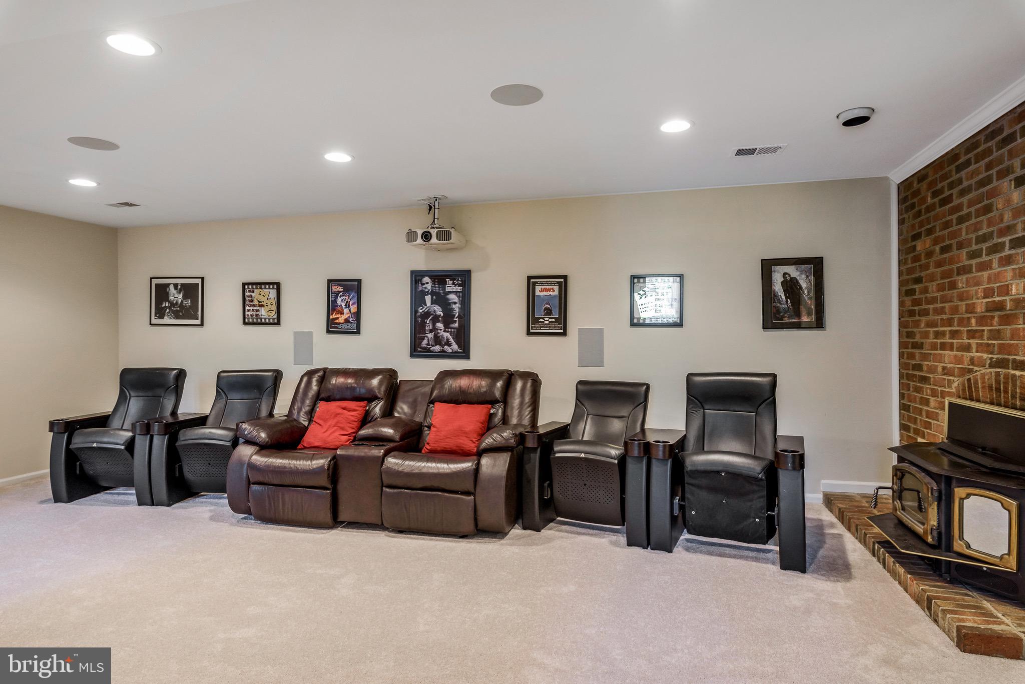 123 Environs Road Sterling, VA 20165 - Photo 33 of 46 Gallery Image 33