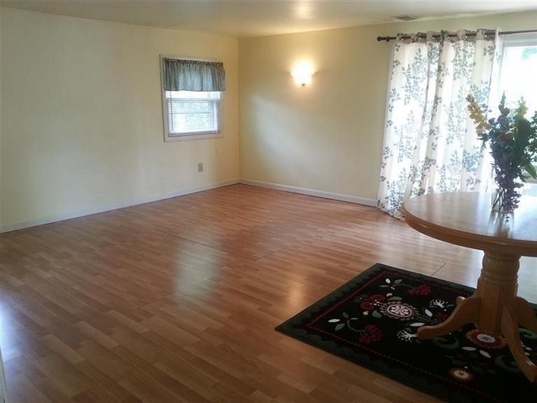 830 Crosshill Road Danville, KY 40422 - Photo 28 of 35 Huge master bedroom with laminate floori