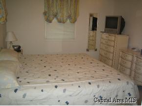 58 Bonnie Brook Road Chatham, IL 62629 - Photo 5 of 9 Gallery Image 5