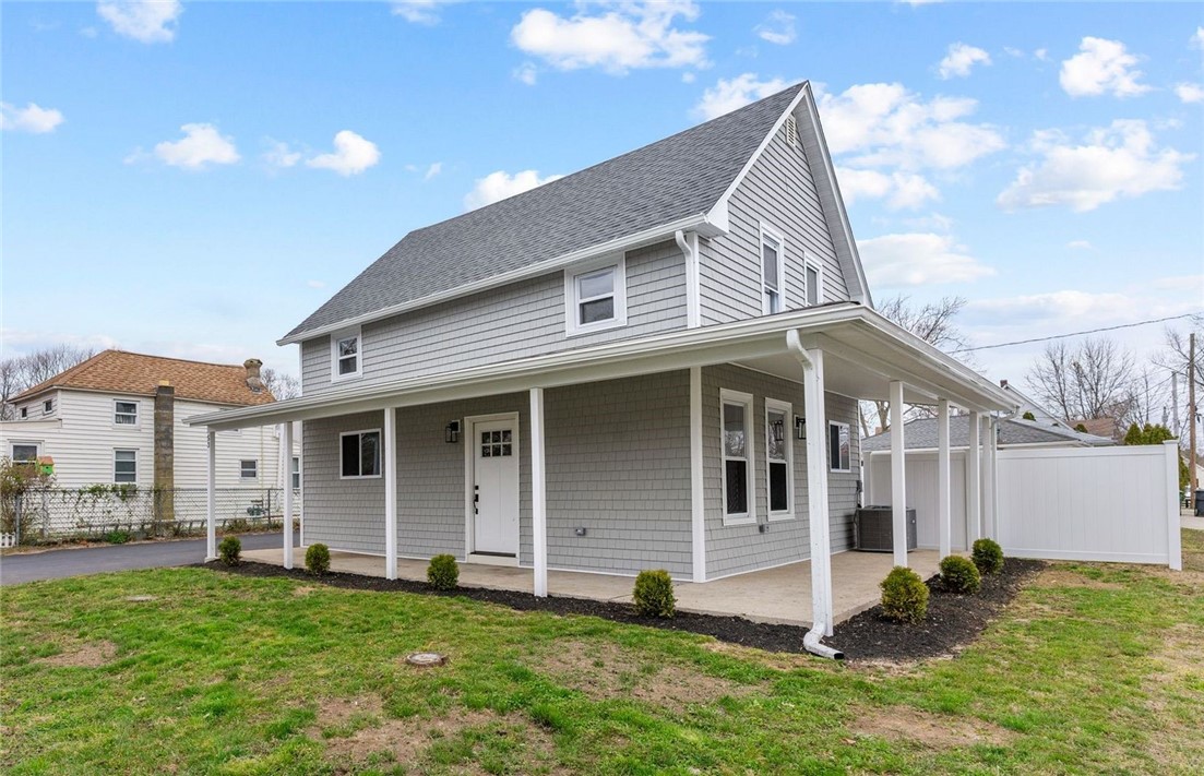 53 Mohawk Avenue Warwick, RI 02889 - Photo 2 of 45