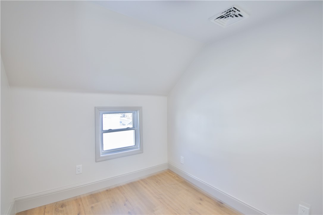 53 Mohawk Avenue Warwick, RI 02889 - Photo 28 of 45