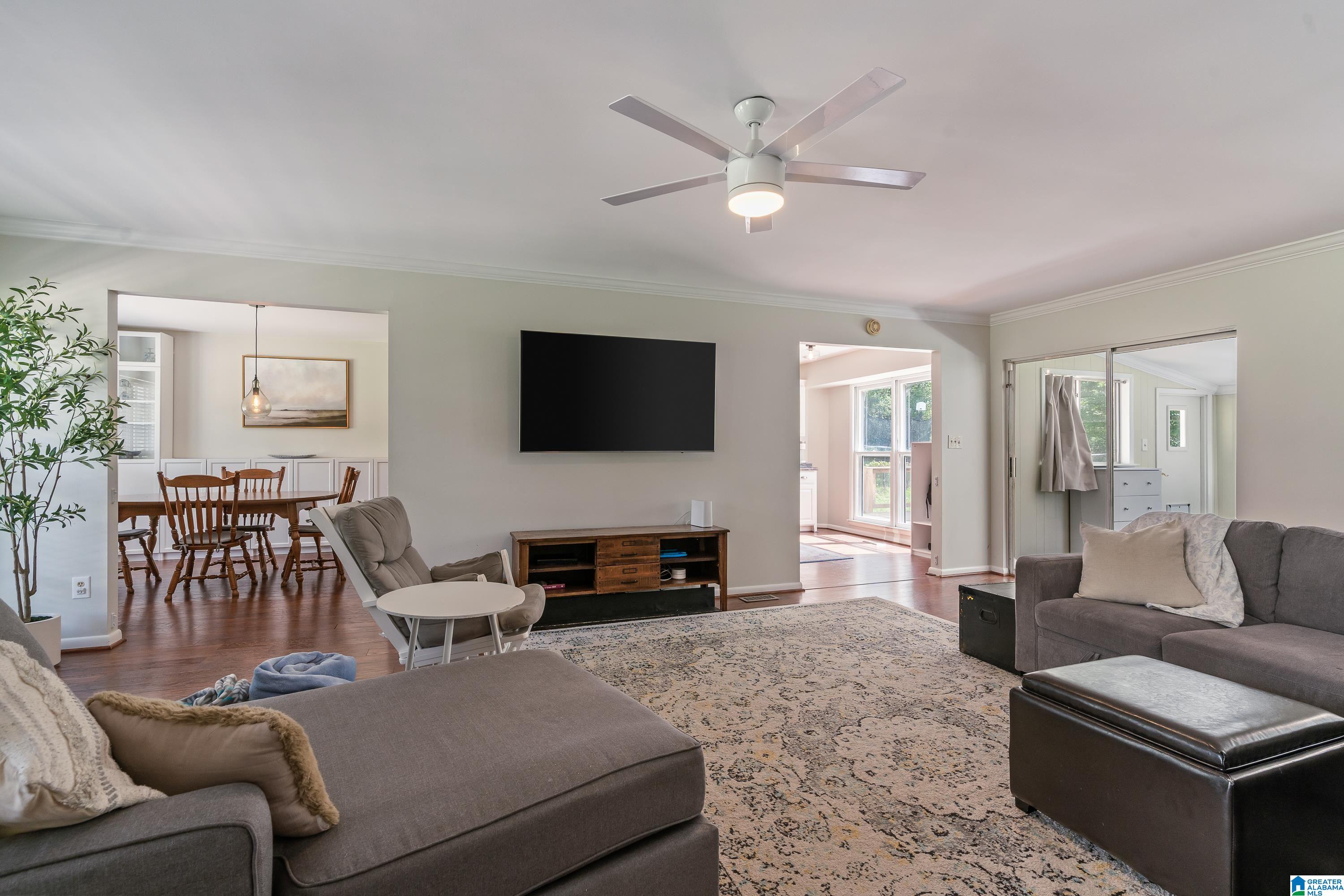 3317 Sunniroc Road Birmingham, AL 35210 - Photo 12 of 36