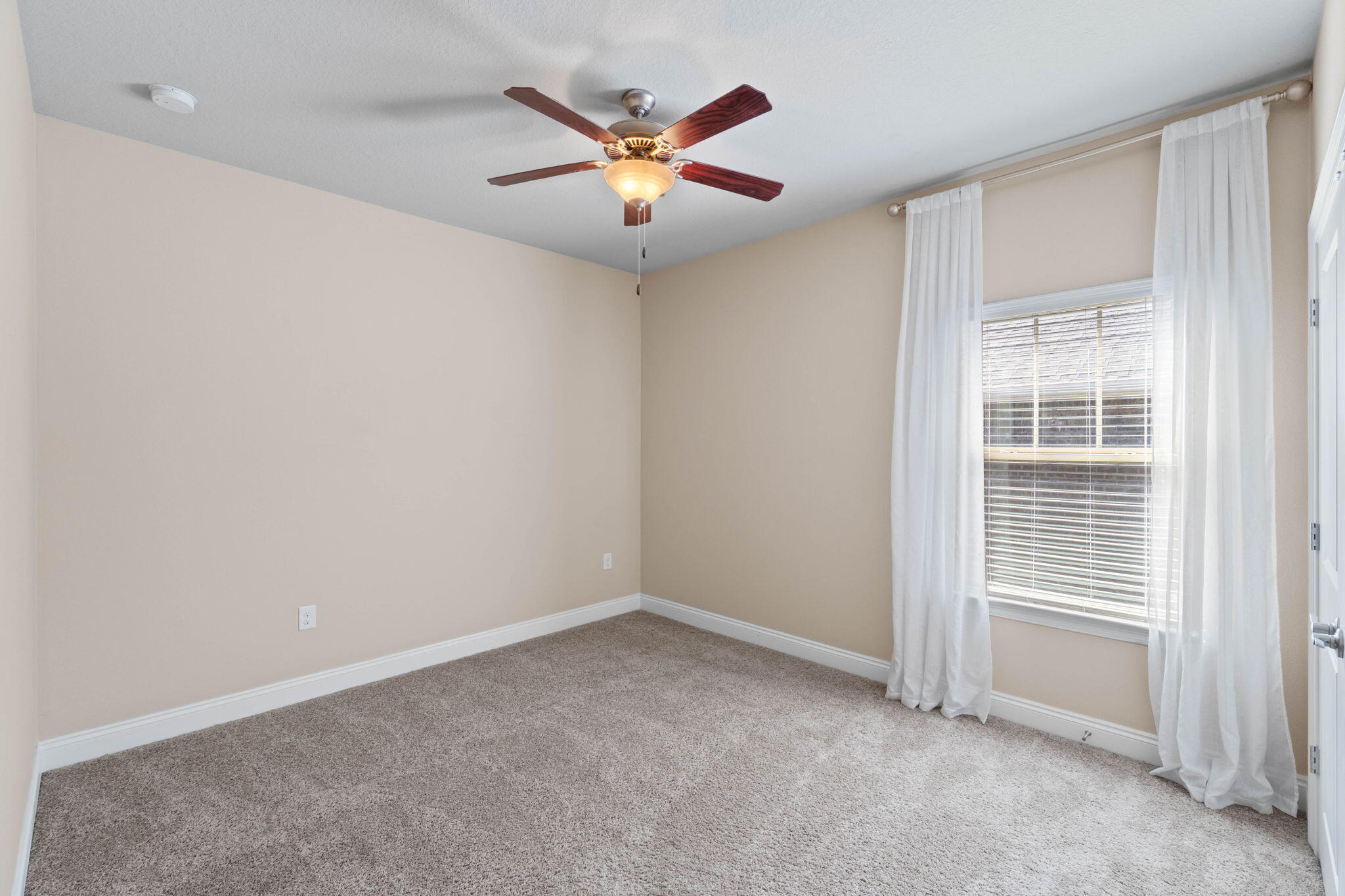 1736 Shellfish Drive Navarre, FL 32566 - Photo 24 of 63 19-web-or-mls-Final-20