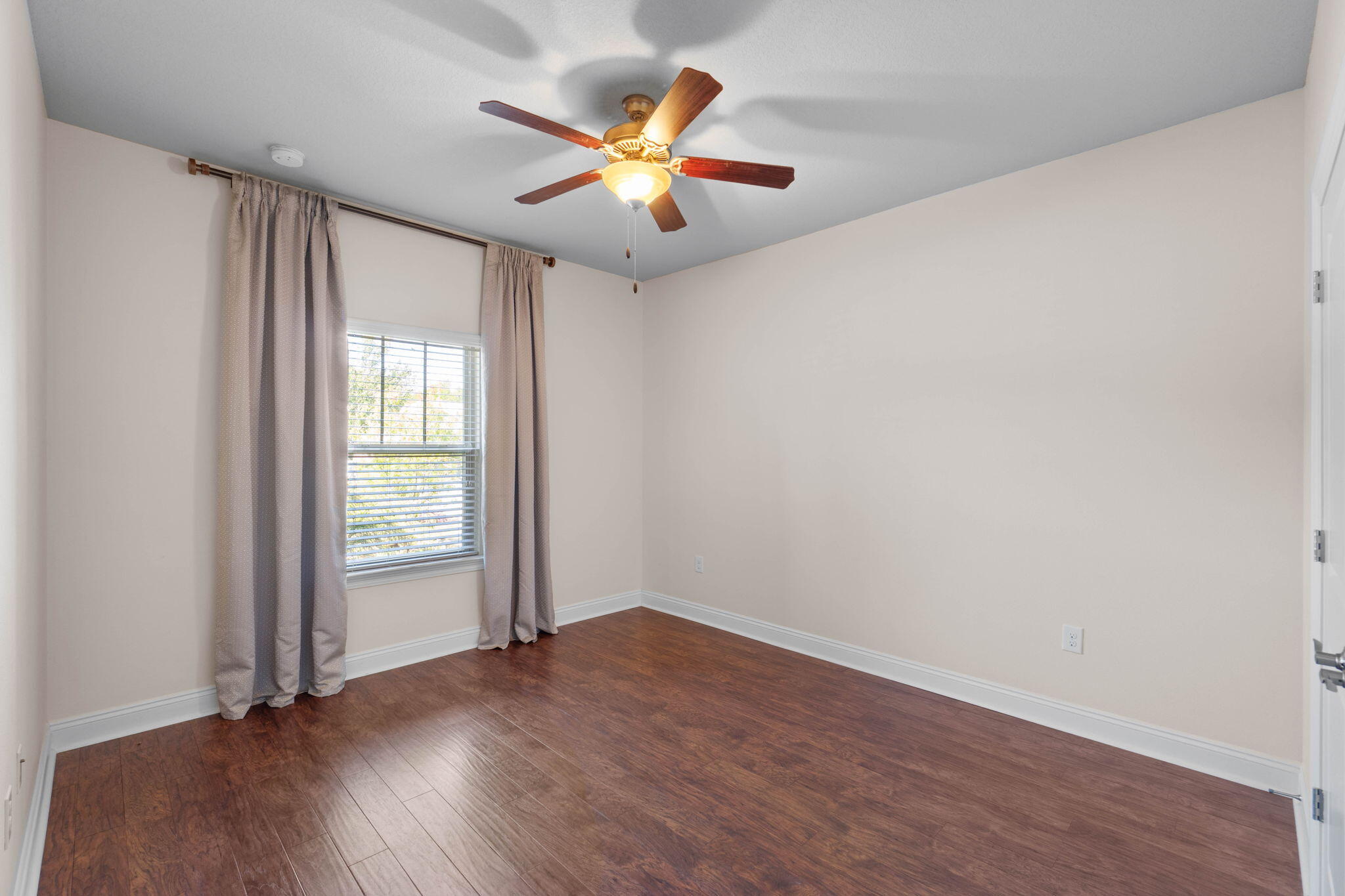 1736 Shellfish Drive Navarre, FL 32566 - Photo 26 of 63 21-web-or-mls-Final-22