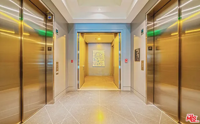 a view of an entryway of a house