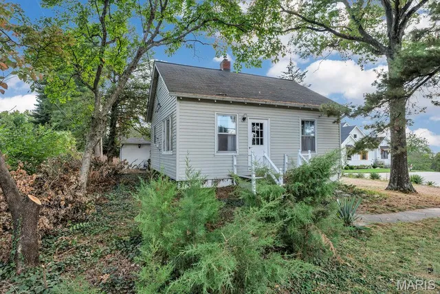 $269,900 | 12204 Ladue Road, St. Louis, MO 63141