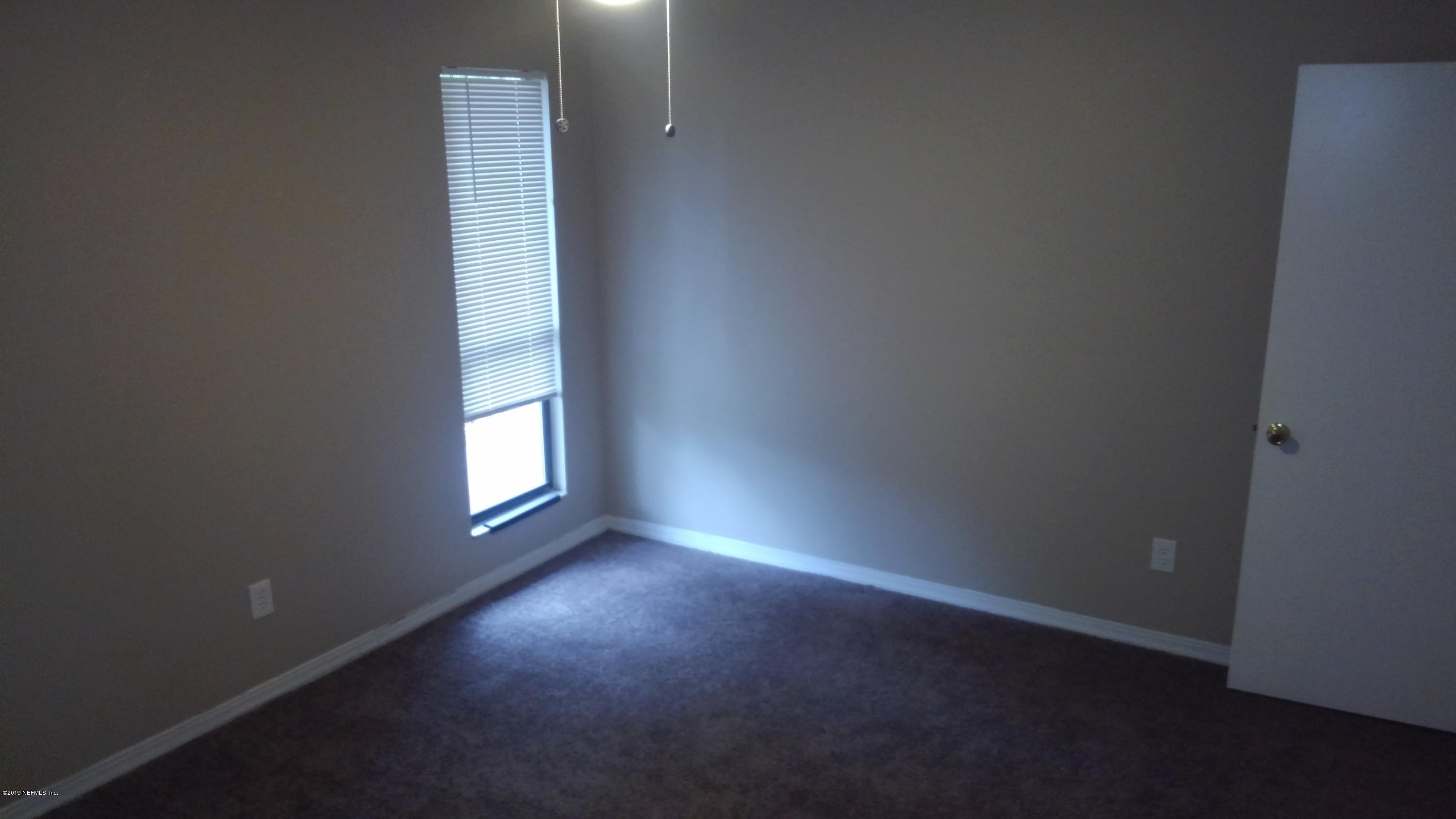 1031 Lee Road Jacksonville, FL 32225 - Photo 8 of 15 KIMG2101