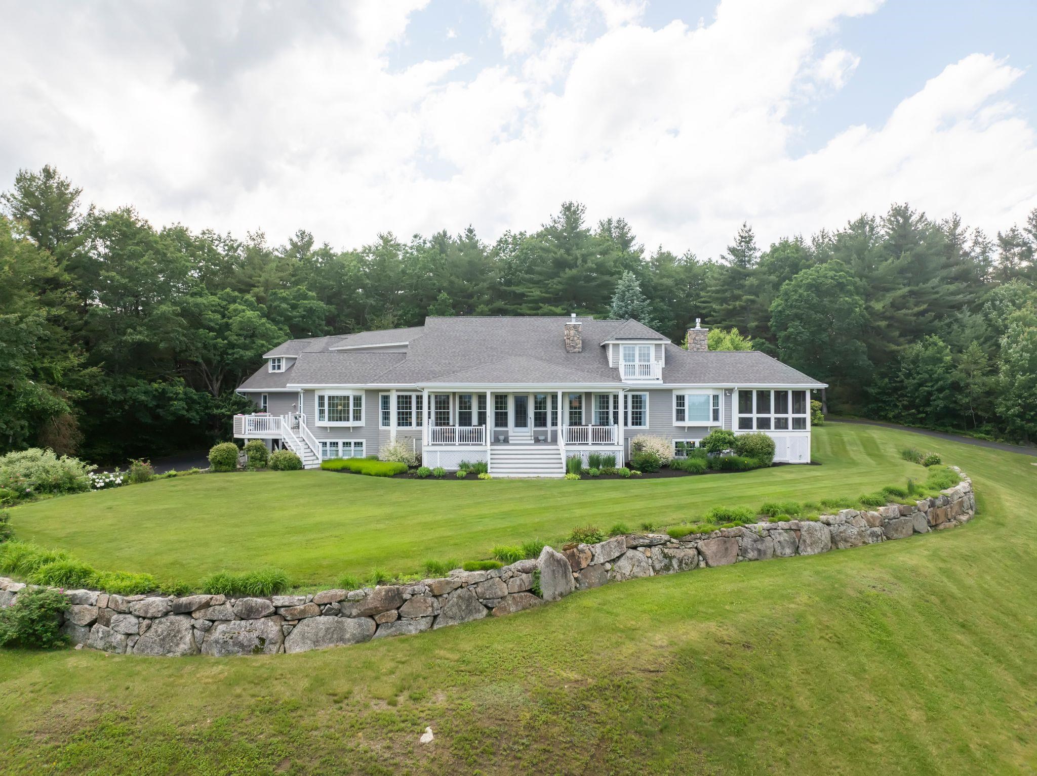 83 Tracy Way Meredith, NH 03253 - Photo 4 of 52