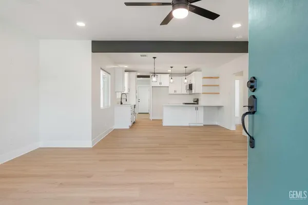 $325,000 | Undisclosed Address, Bakersfield, CA 93305