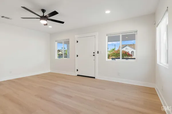 $325,000 | Undisclosed Address, Bakersfield, CA 93305