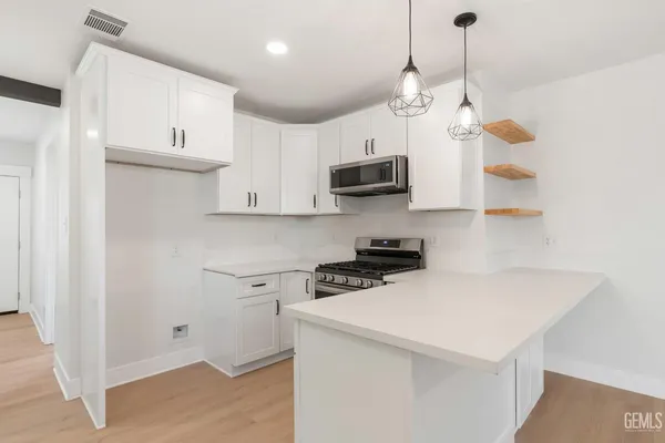 $325,000 | Undisclosed Address, Bakersfield, CA 93305