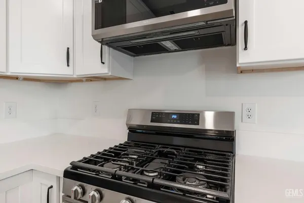 $325,000 | Undisclosed Address, Bakersfield, CA 93305