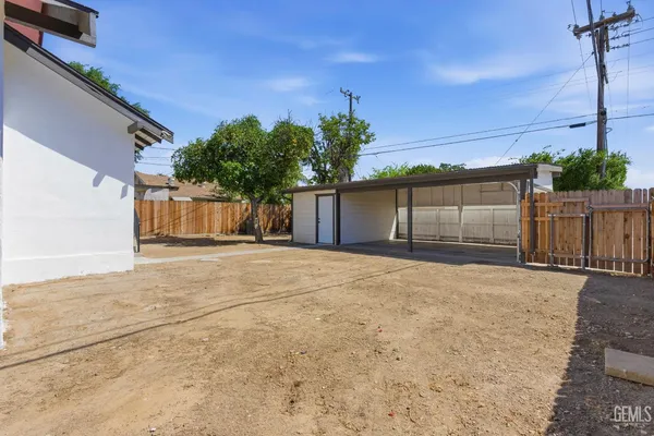 $325,000 | Undisclosed Address, Bakersfield, CA 93305