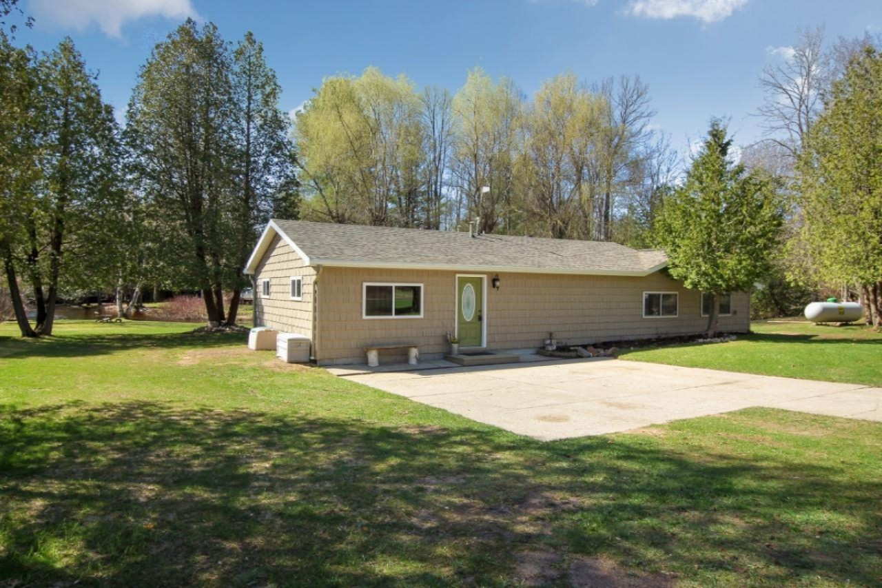 12629 Milks Road Kaleva, MI 49645 - Photo 10 of 50 IMG_1399-Edit-1280