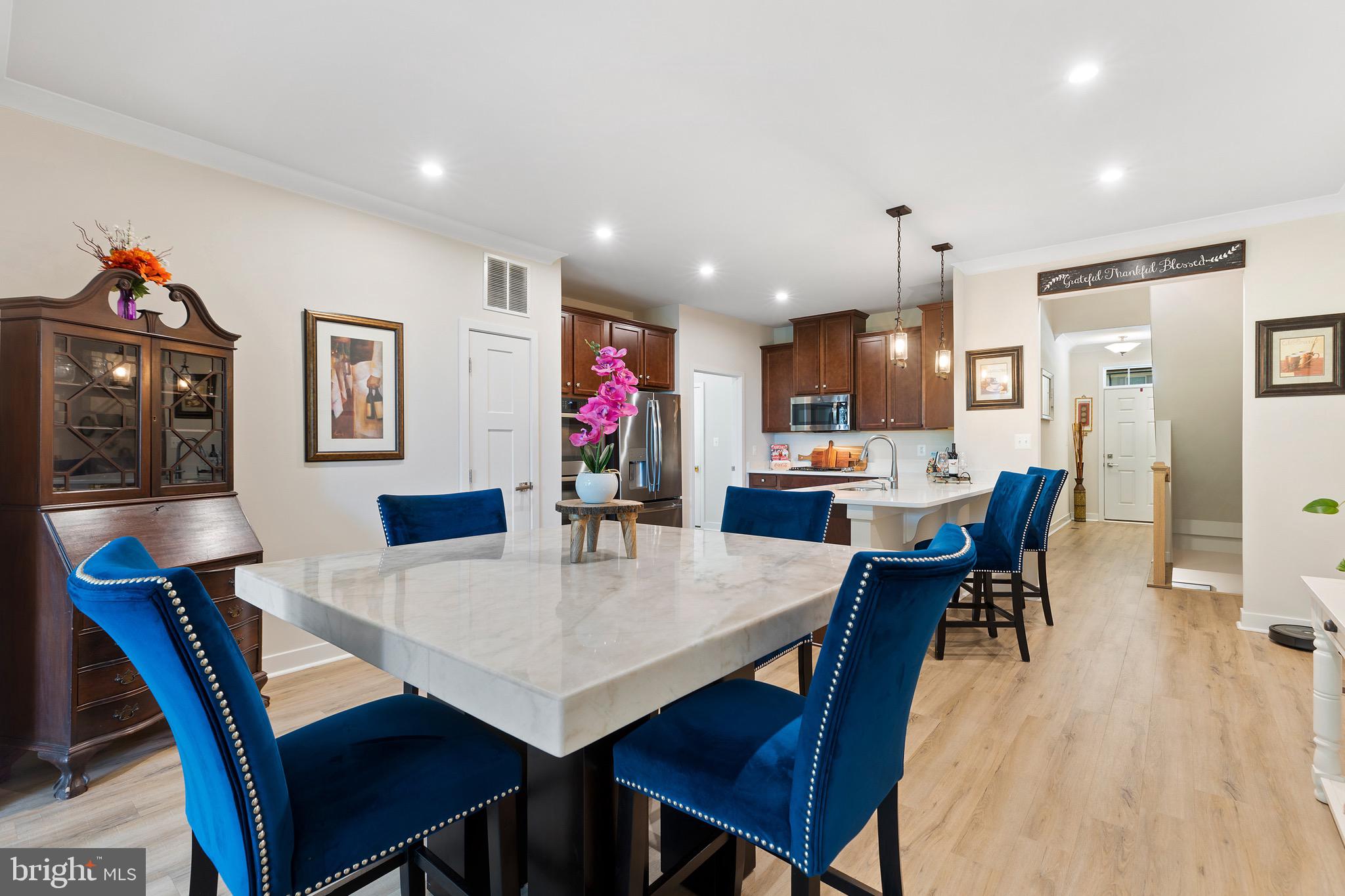18221 Red Mulberry Road Dumfries, VA 22026 - Photo 15 of 72 Great views to the Kitchen!
