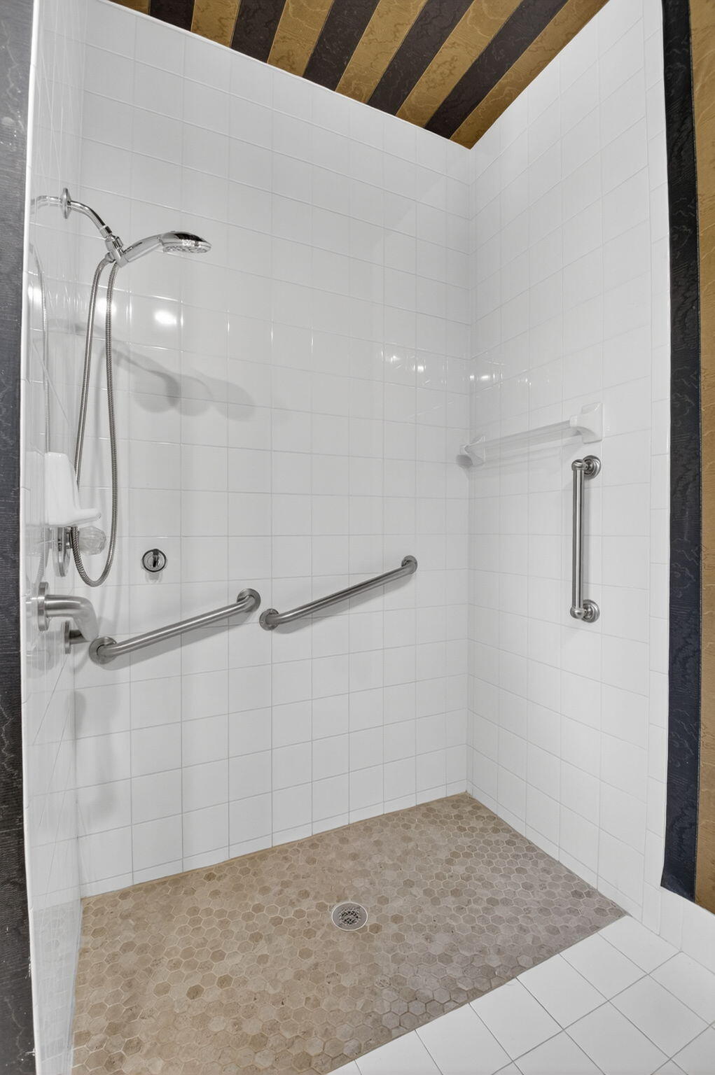 7686 La Corniche Circle Boca Raton, FL 33433 - Photo 40 of 56 master bathroom