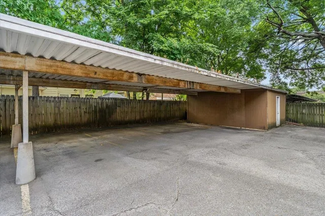 $1,700 | 204 South McLean Boulevard, Unit 6, Memphis, TN 38104