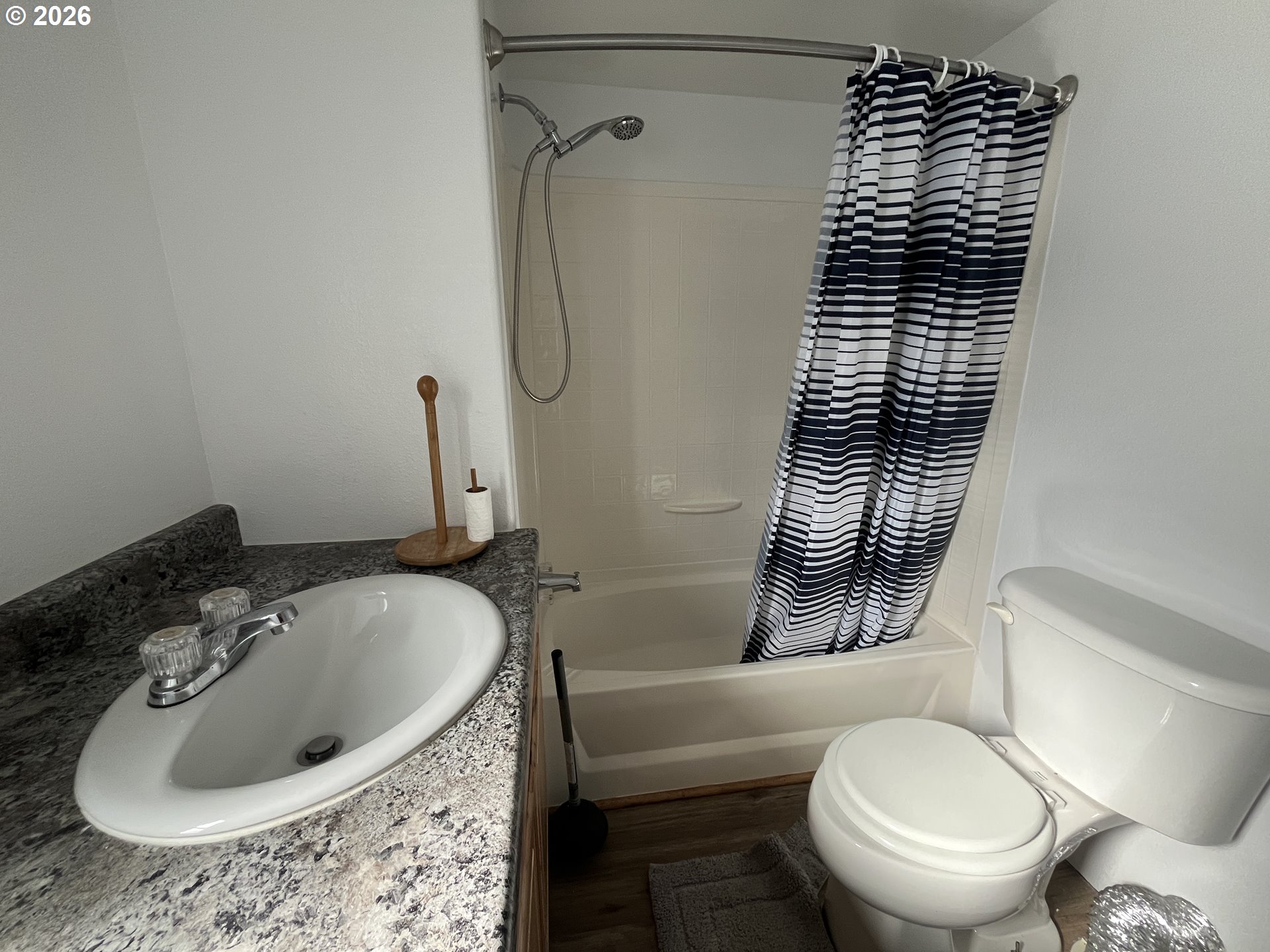 1413 Hawthorne Avenue, Unit 20 Reedsport, OR 97467 - Photo 11 of 11