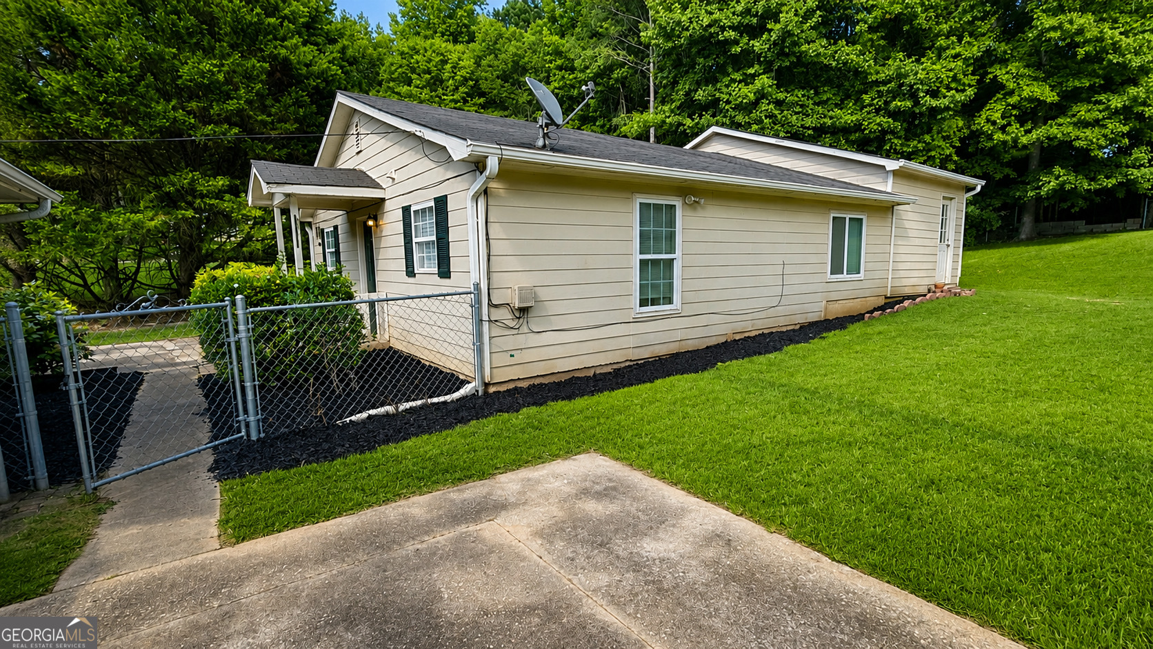770 Starrsville Road Covington, GA 30014 - Photo 3 of 27