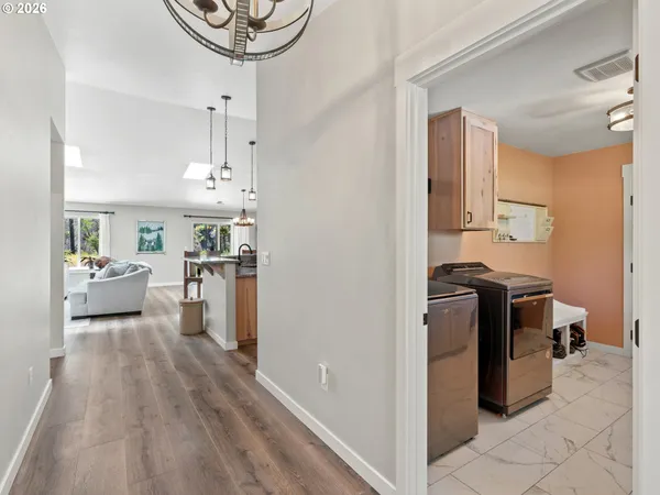 $929,000 | 91403 Marbrook Lane, Blue River, OR 97413