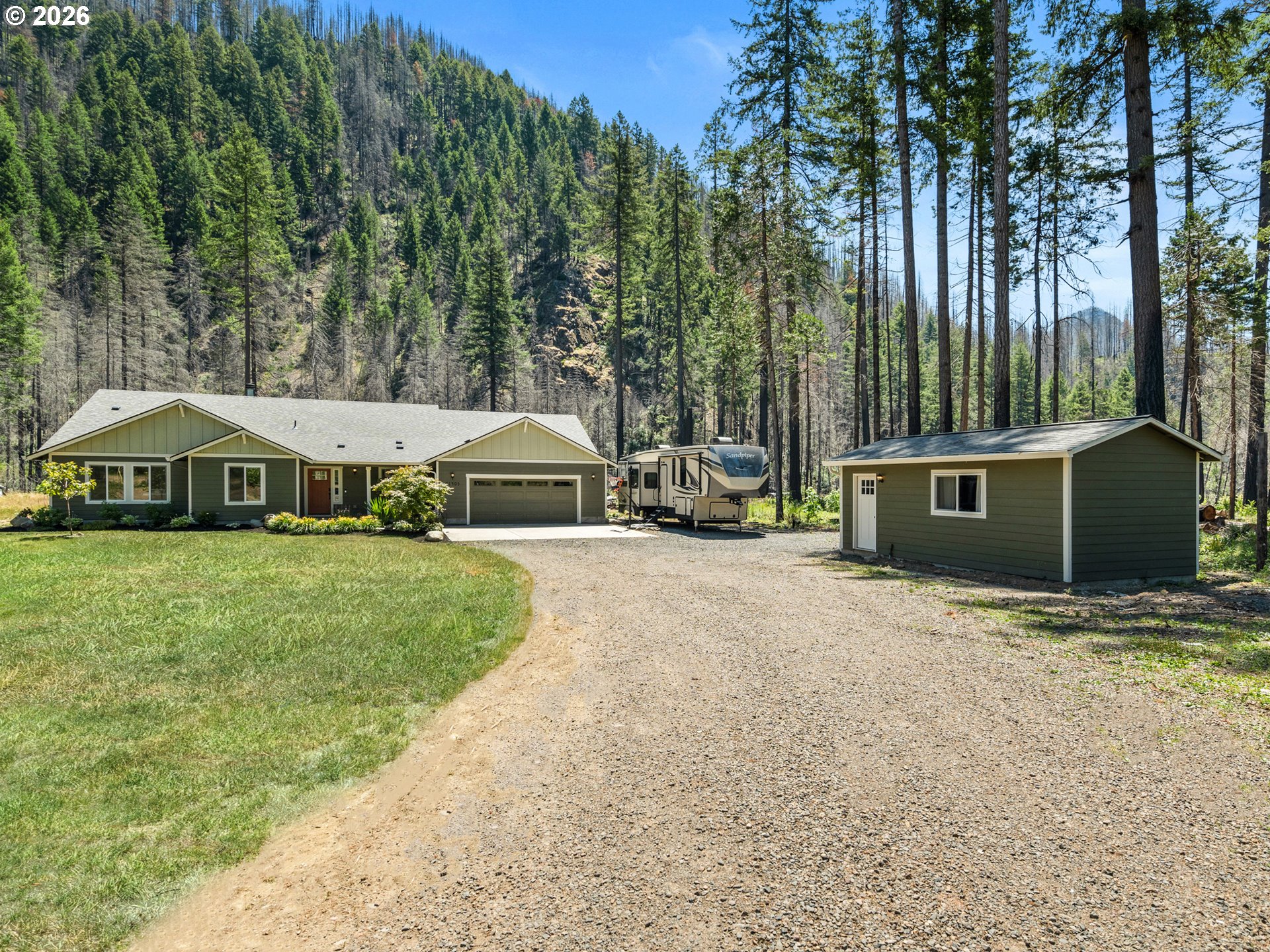 91403 Marbrook Lane Blue River, OR 97413 - Photo 26 of 31 Garage