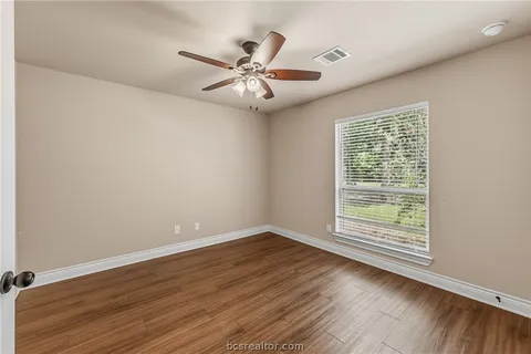 $599,000 | 325 Planter Pointe Drive, Normangee, TX 77871