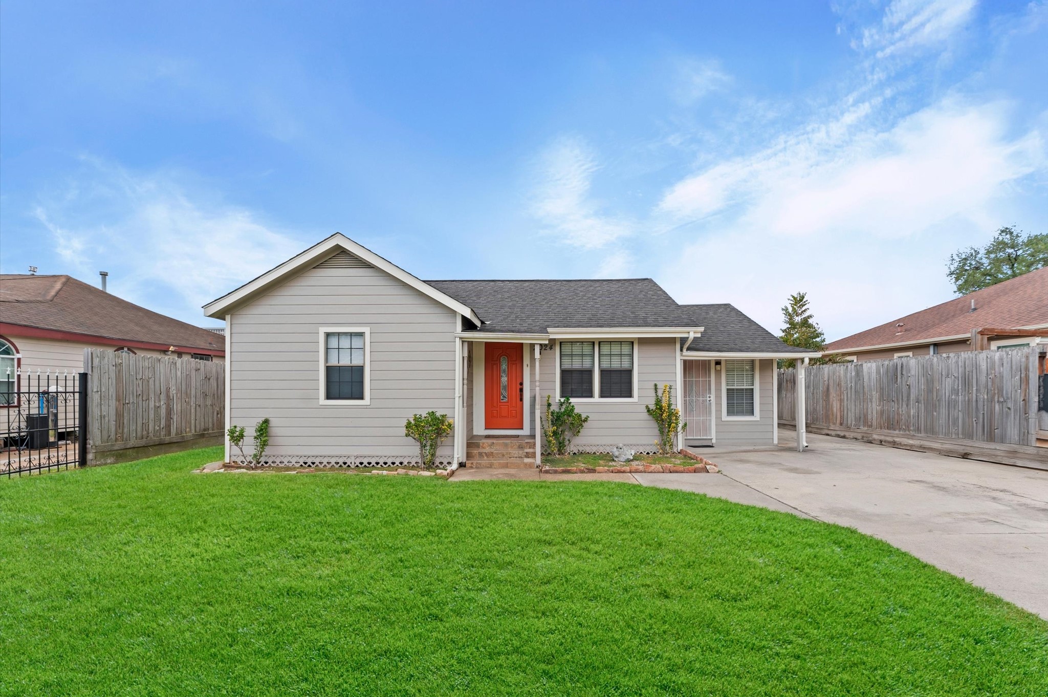 2024 Jean Street Houston, TX 77204 - Photo 5 of 23 a front view of house with yard and chairs