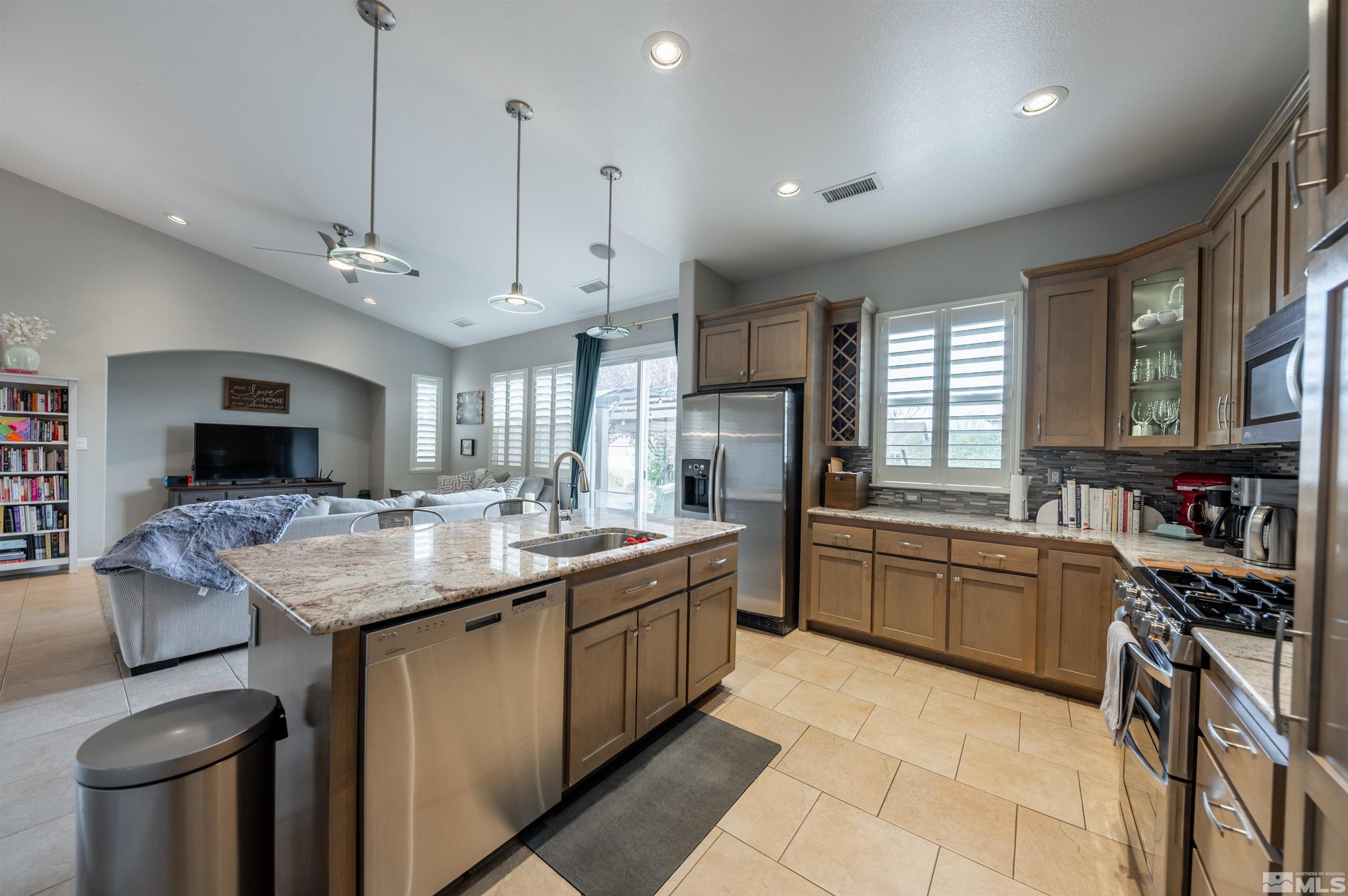 10735 Grayslake Drive Reno, NV 89521 - Photo 13 of 37 Photo 13